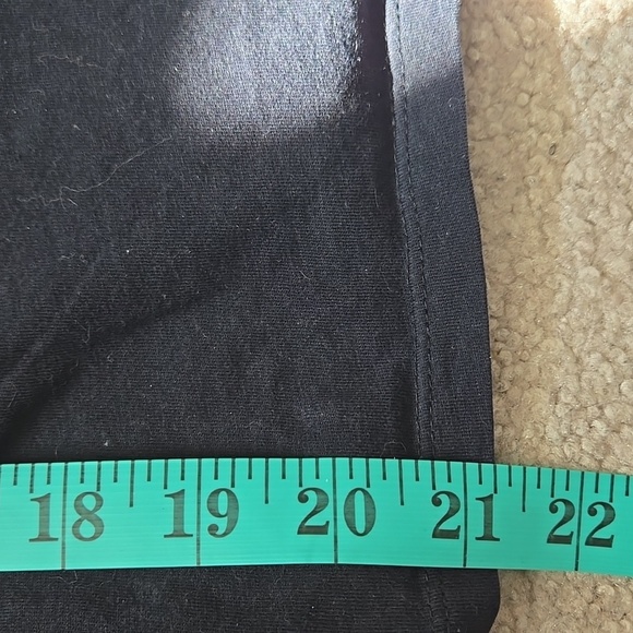 Black Tupac Graphic T-Shirt.  Size Women Xs - Picture 9 of 10